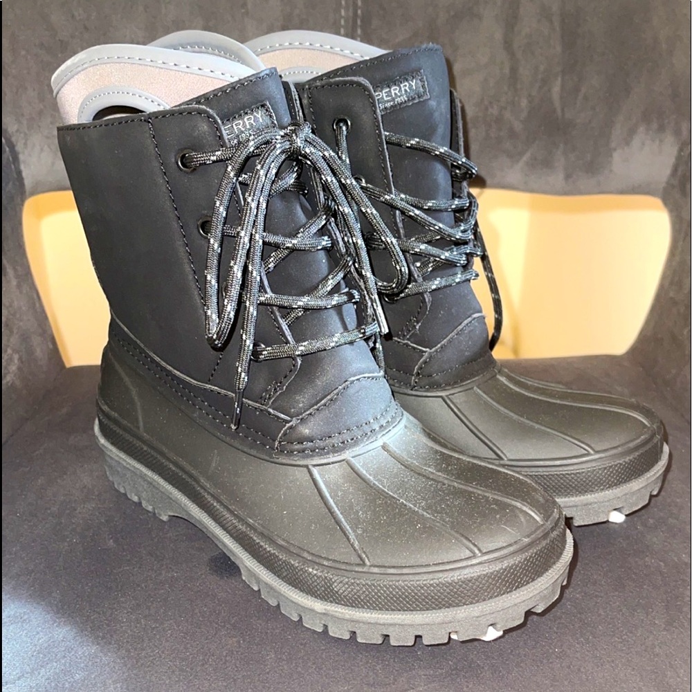 SPERRY ALL BLACK WINTER BOOTS